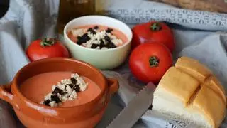 Gazpacho vs salmorejo: estas son las diferencias de los platos más ligeros del verano