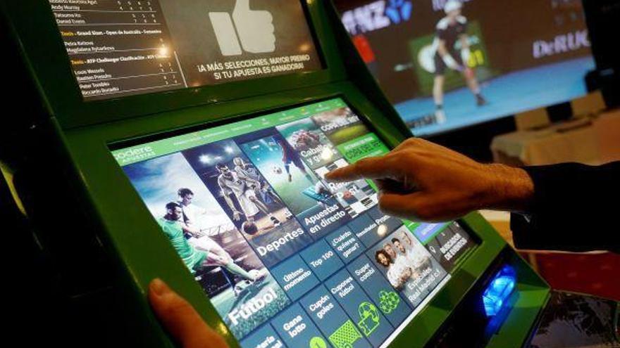 La posible concesión de una licencia para un minicasino siembra la polémica en Zaragoza