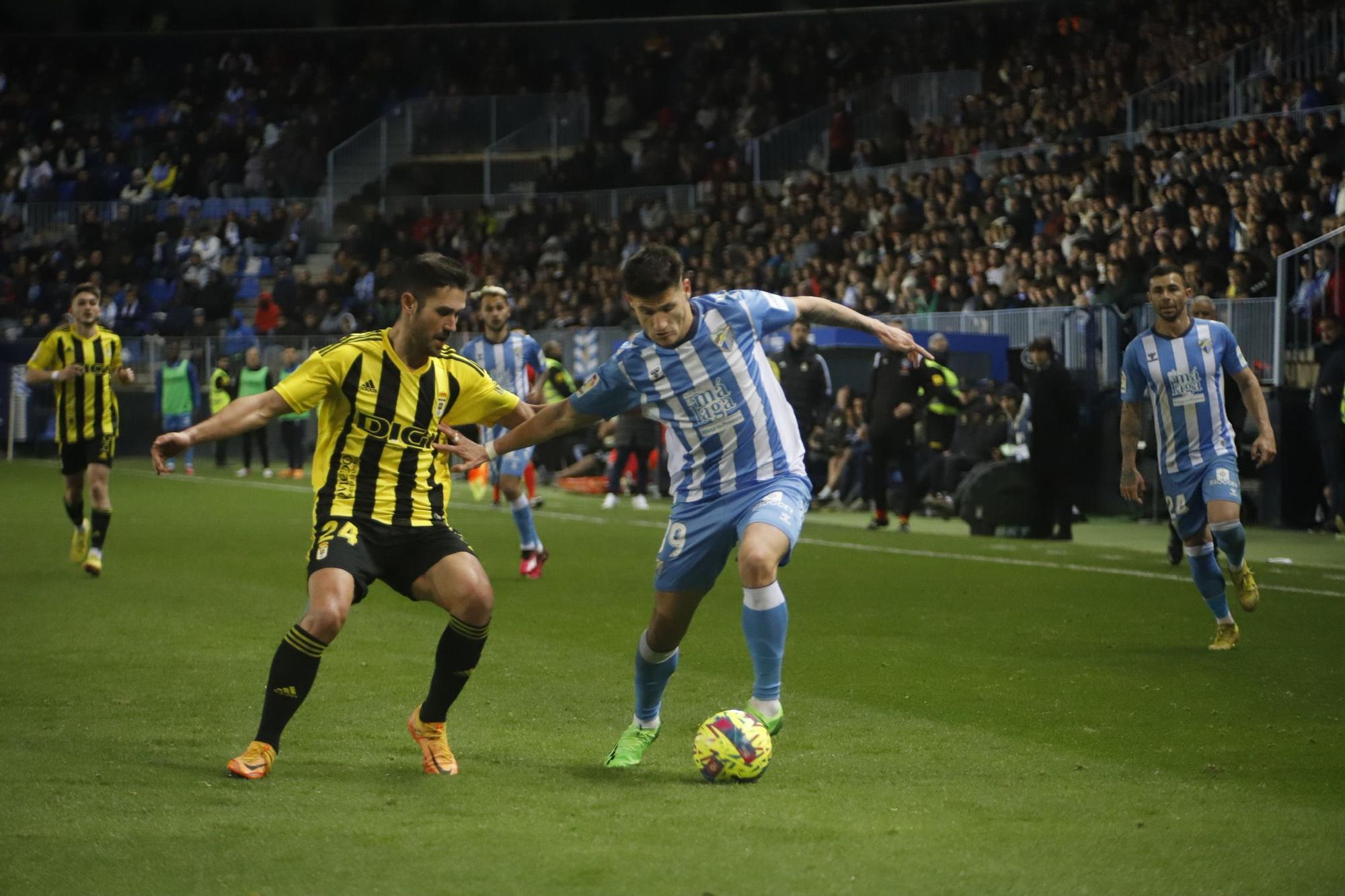 El Málaga CF - Real Oviedo, en imágenes