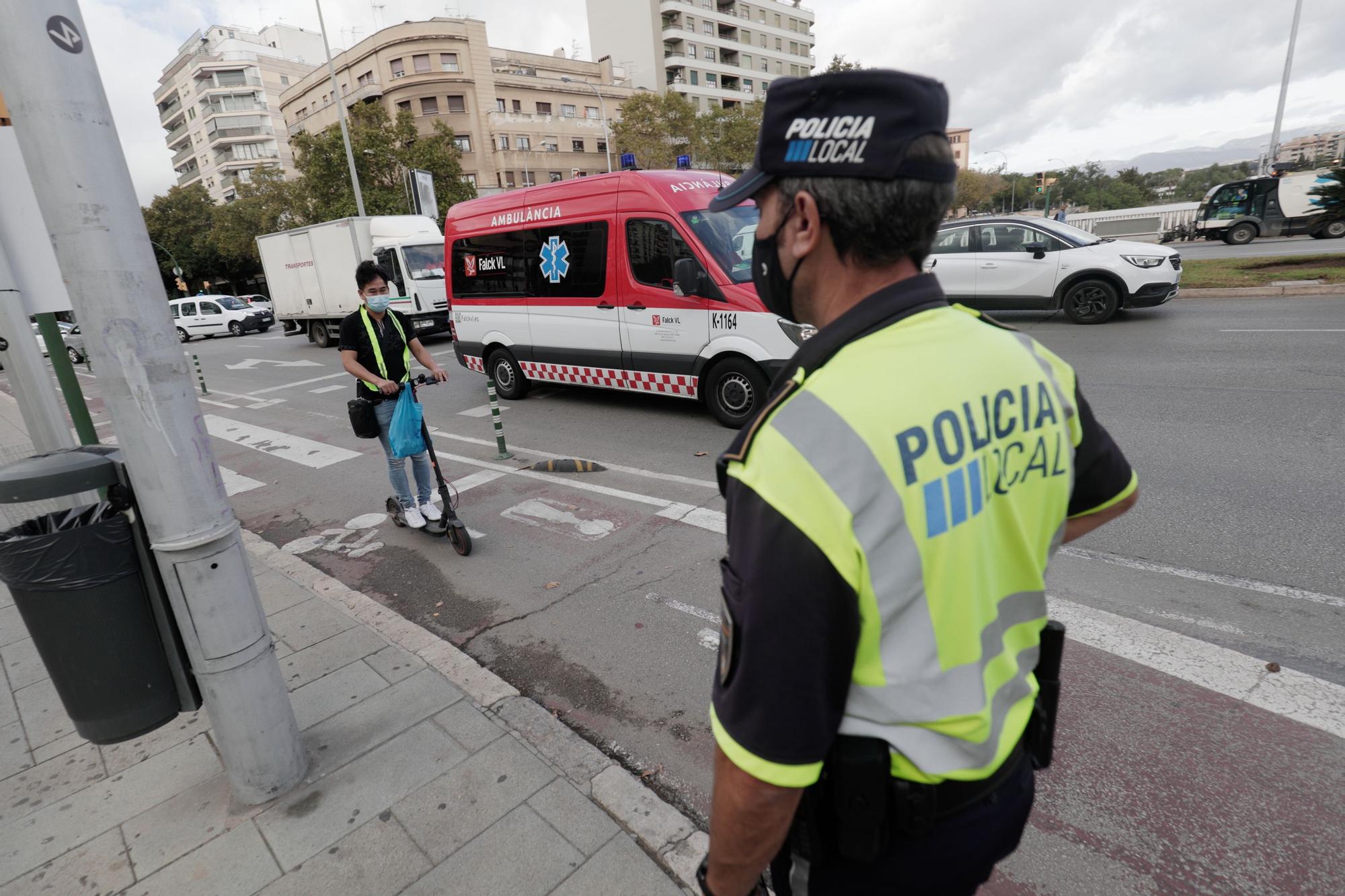 Control de alcoholemia a patinetes en Palma: Siete multas en una hora y media