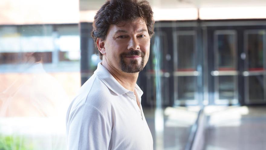 Carlos Peña, director del laboratorio subterráneo de Canfranc