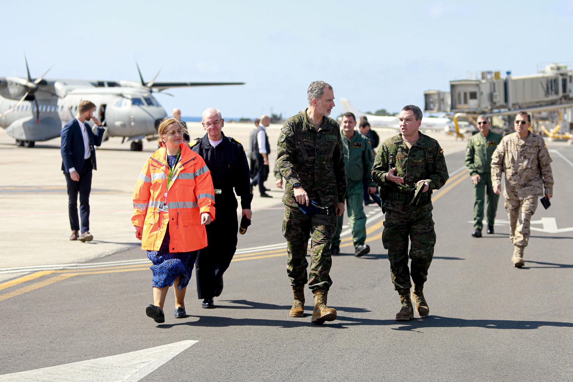 Mira aquí todas las fotos de la visita del Rey a las maniobras militares de Ibiza