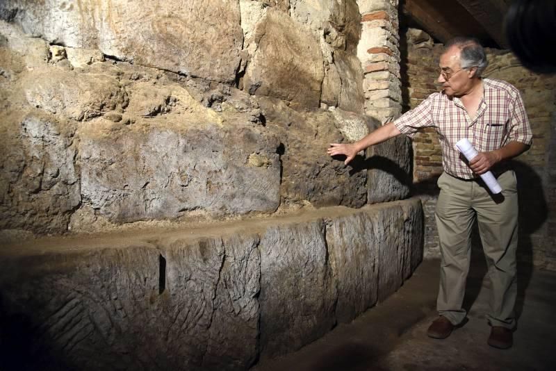 Hallados restos de un torreón romano entre una tienda y un bar de Zaragoza