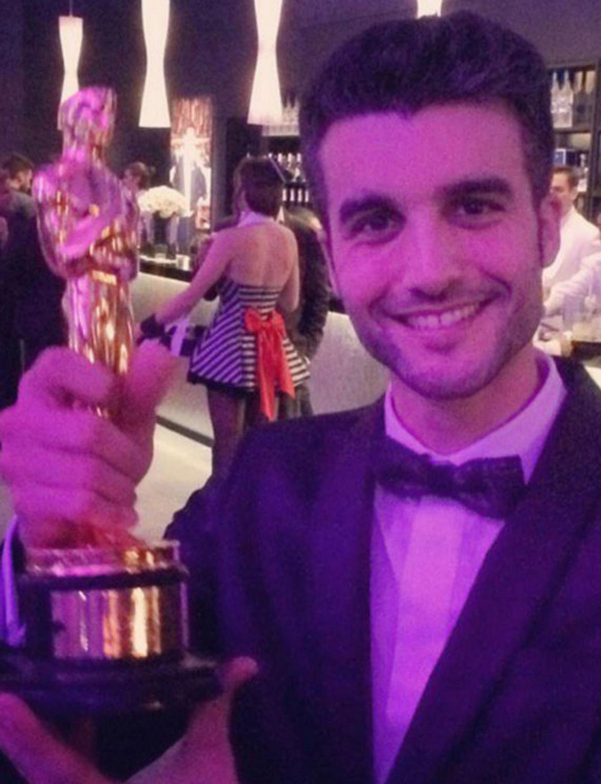 Nico Casal, con el Oscar.   | // N.C.