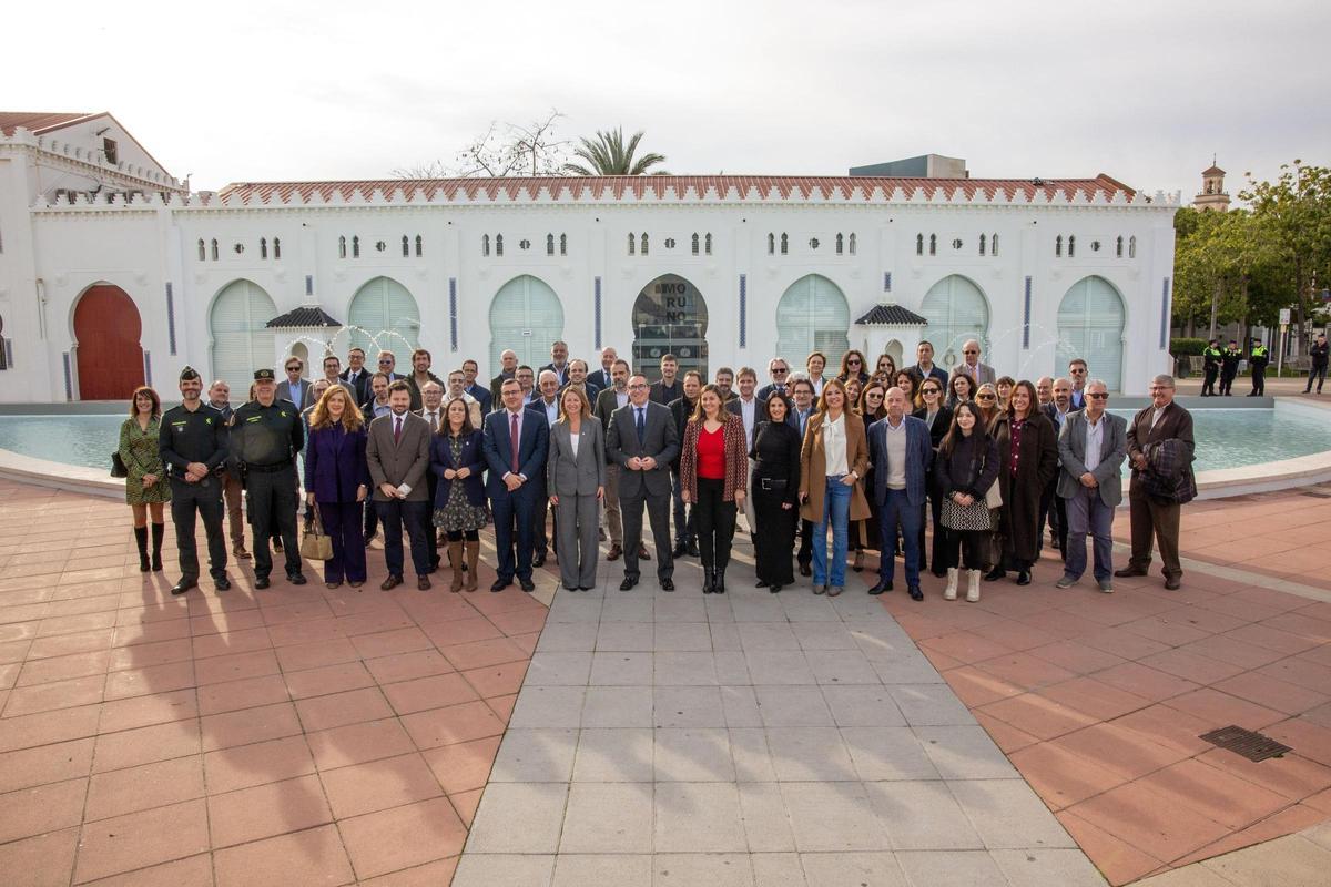 Brindis de la comunidad portuaria con motivo de las fiestas navideñas.