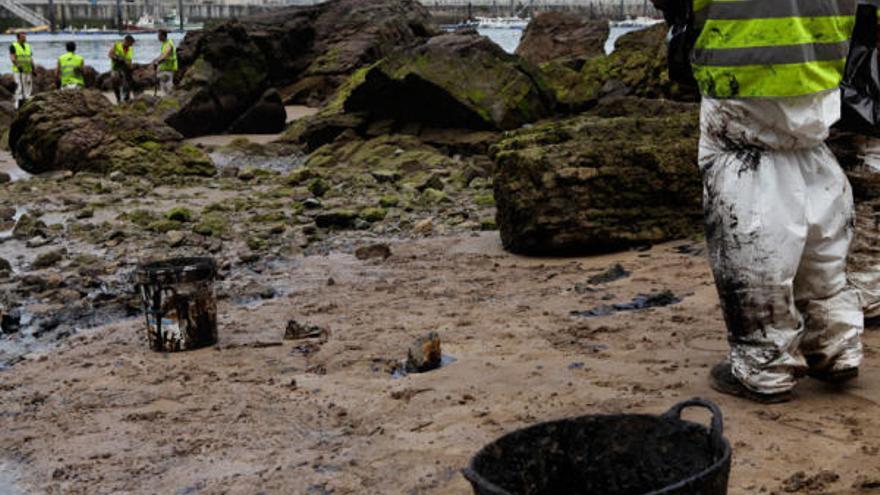 Sobreseído el caso del vertido al  mar de fuel de la Térmica de Aboño en 2012