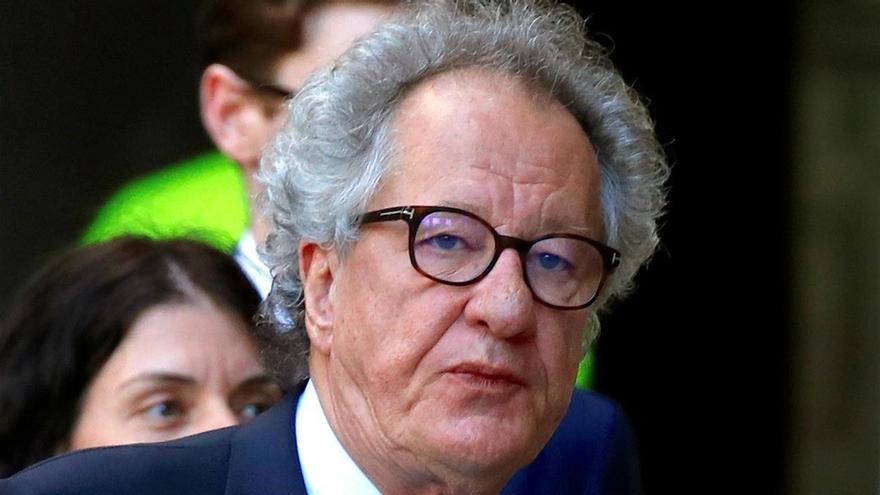 Geoffrey Rush, indennizado con 1,8 millones por señalarlo como acosador