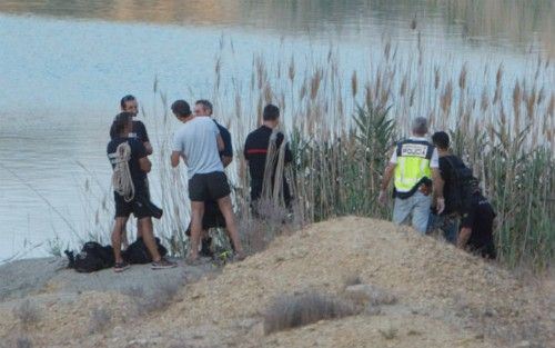 Encuentran dos bolsas con un hombre descuartizado en las Lagunas