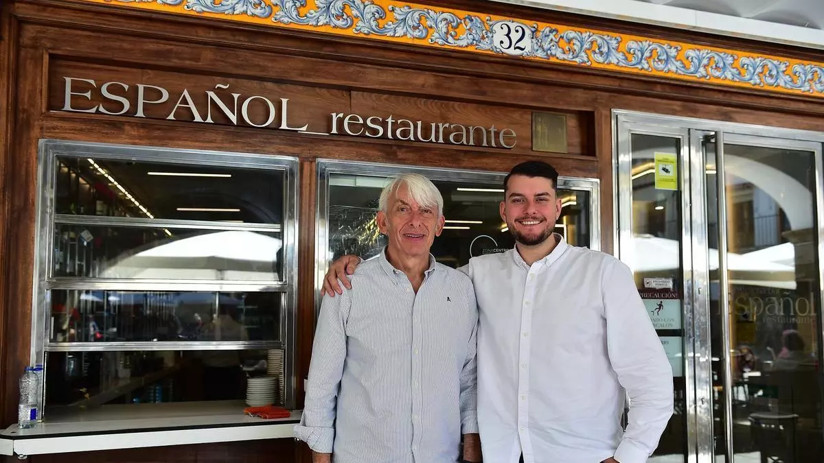 El Español, el bar-restaurante de Plasencia que lleva más de un siglo mirando a la Plaza Mayor