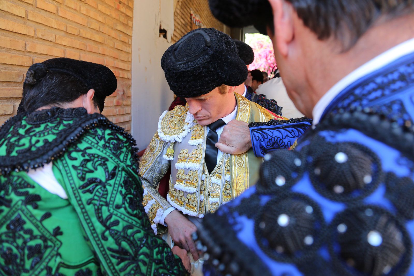 Migie Ángel Perera sale a hombros de Los Califas