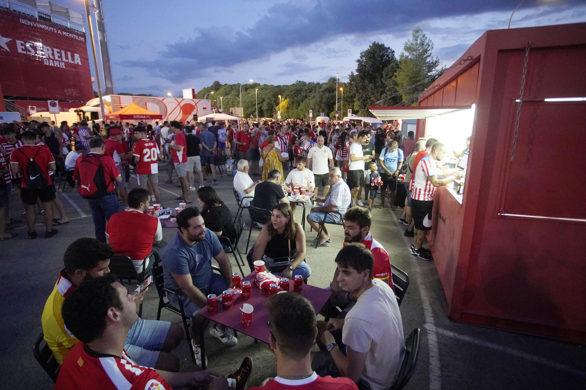 L'afició omple Montilivi en el retorn a Primera del Girona