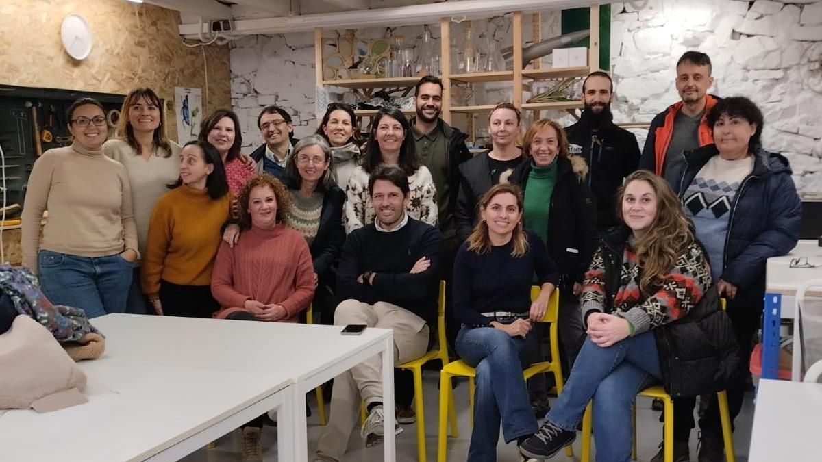 Asistentes a la jornada de trabajo en Ladines.