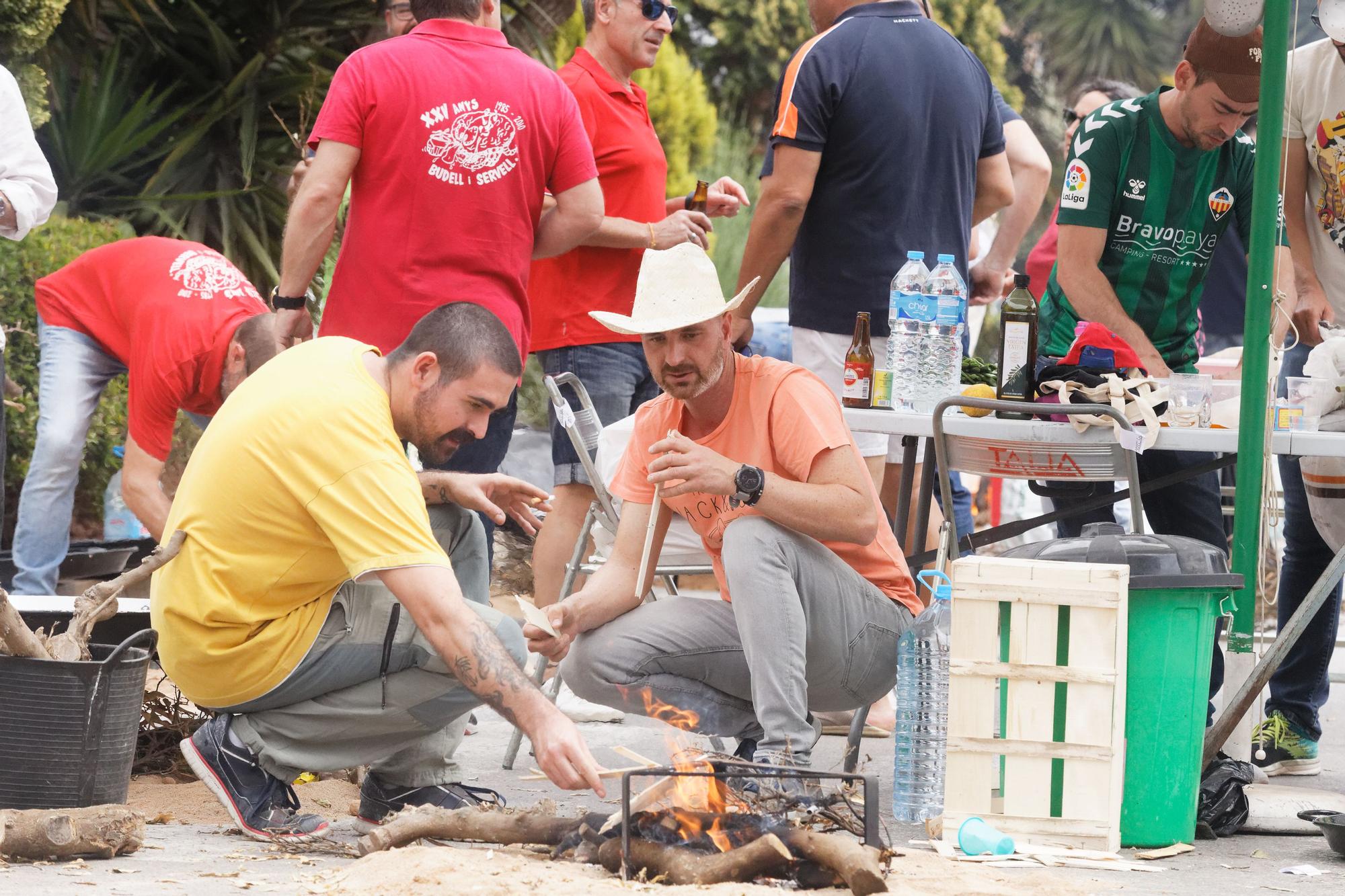 ¡Búscate en la macrogalería! Castellón vive un puente de fiestas en los municipios