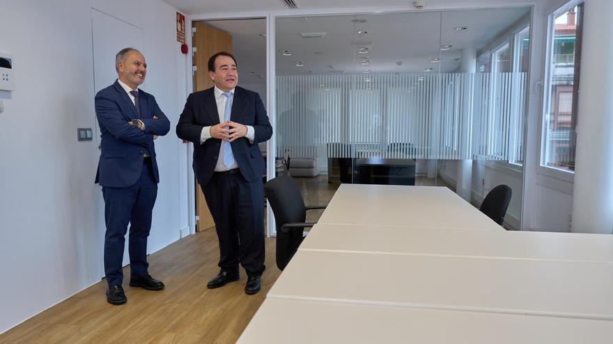 El ICO abre una oficina permanente en la Zona Franca de Vigo