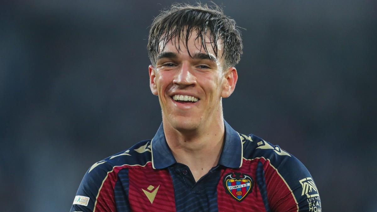 Carlos Espí se ha destapado en el Levante