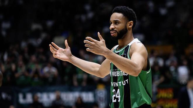 OFICIAL: Cameron Hunt defenderá al Unicaja las dos próximas temporadas