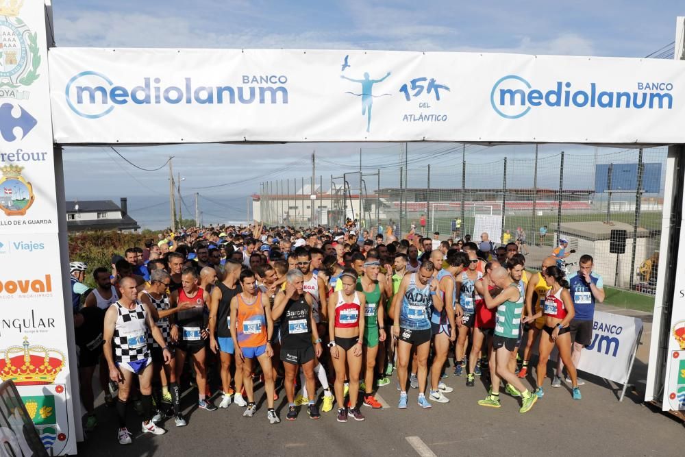 La carrera entre Oia y A Guarda suma 850 participantes - Paredes y Bargiela completaron el podio masculino - Mosquera y Freaza, plata y bronce en féminas.