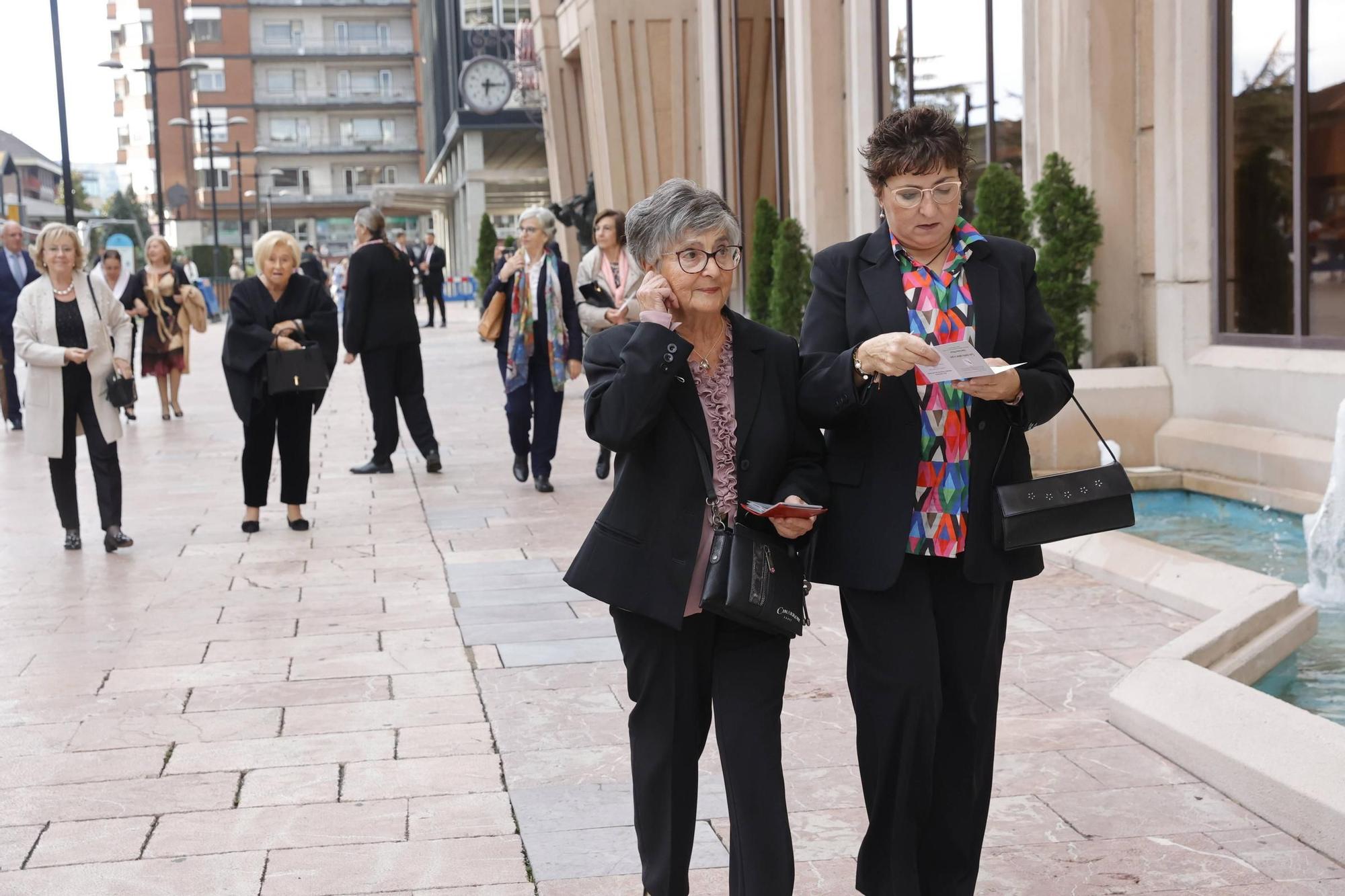 EN IMÁGENES: La Familia Real asiste en Oviedo al concierto de los premios "Princesa de Asturias"