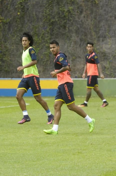 ENTRENAMIENTO DE LA UD LAS PALMAS EN BARRANCO ...