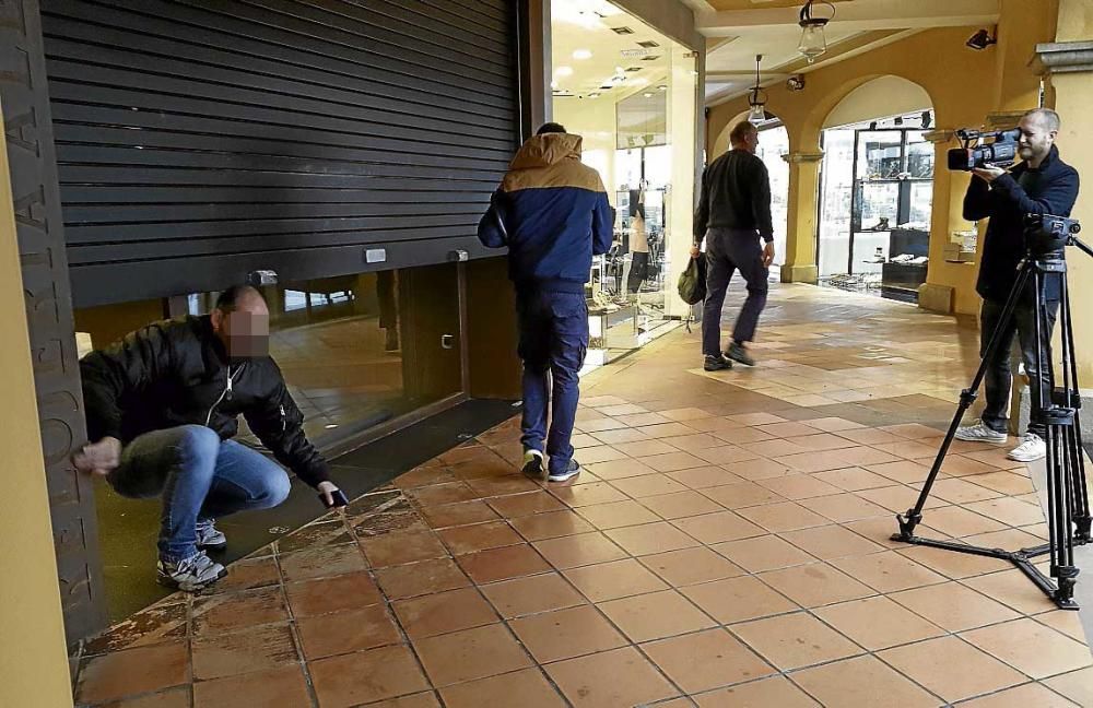 Atraco de película en Puerto Portals