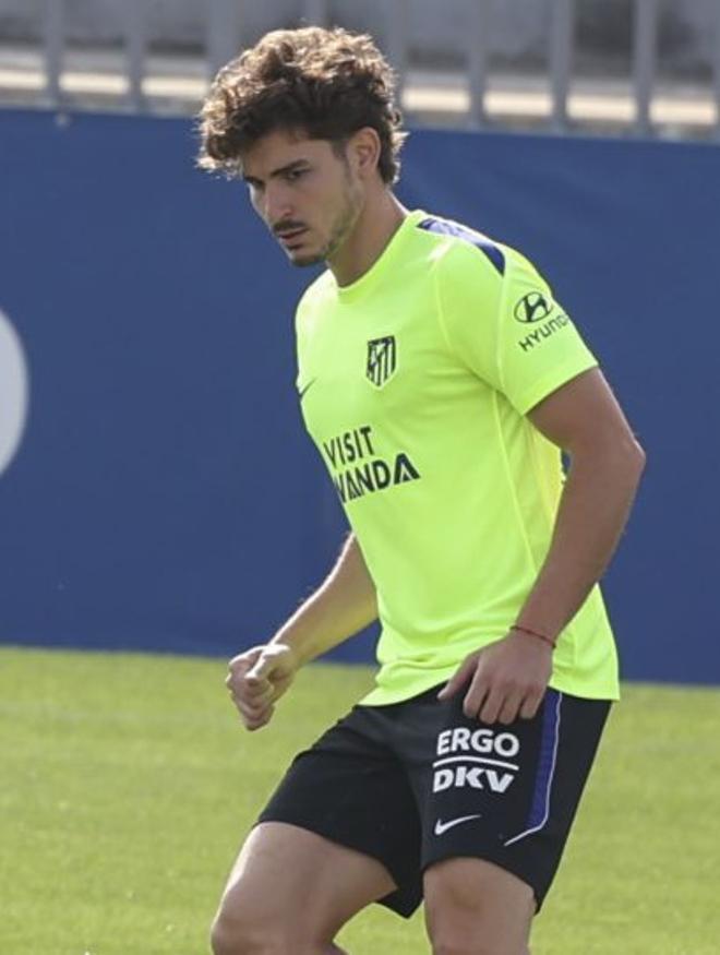 Julián Alvarez se recupera de su indisposición y retoma los entrenamientos con el grupo en el Atlético