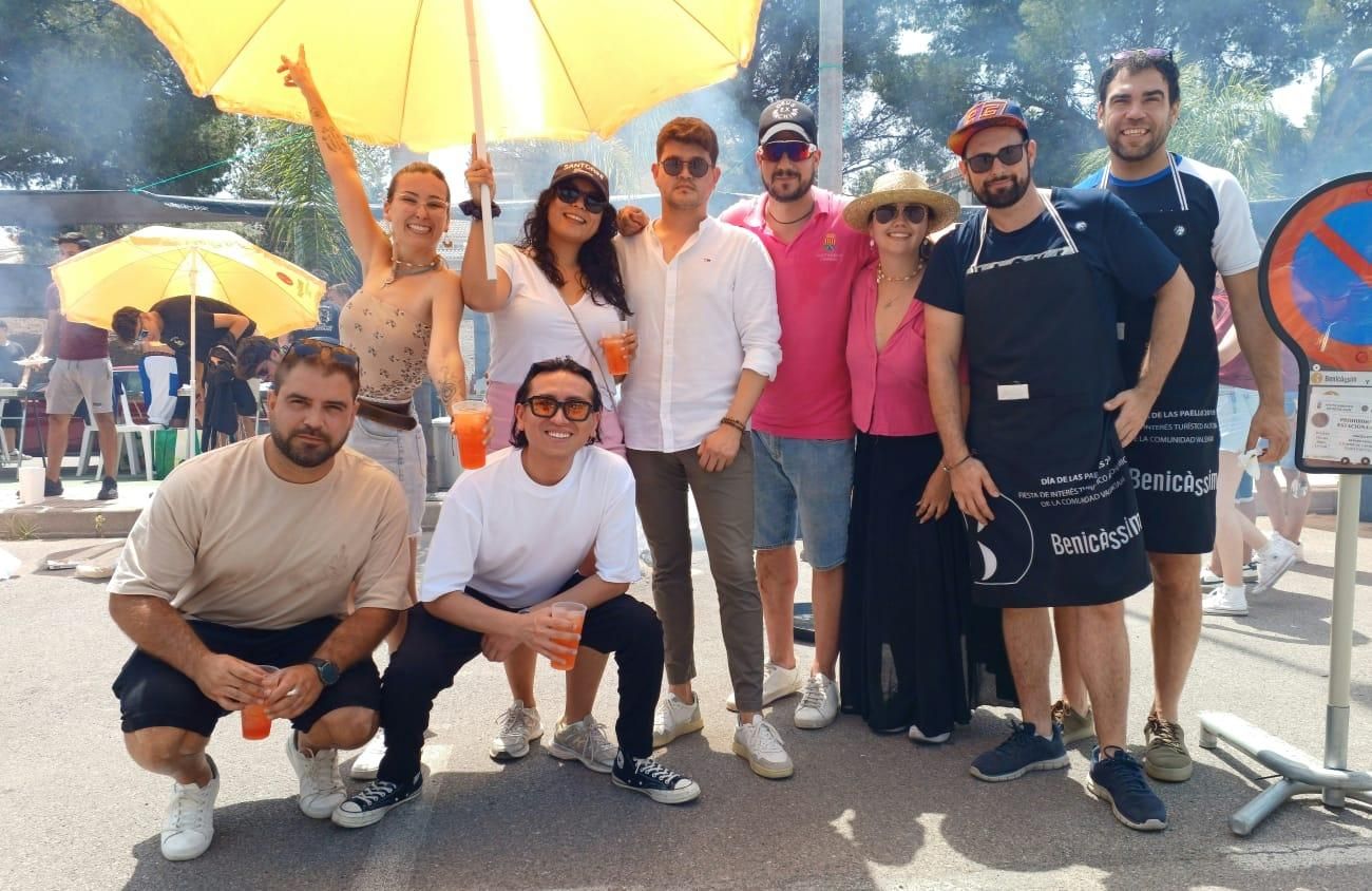 Las imágenes del primer concurso de paellas entre peñas de Benicàssim