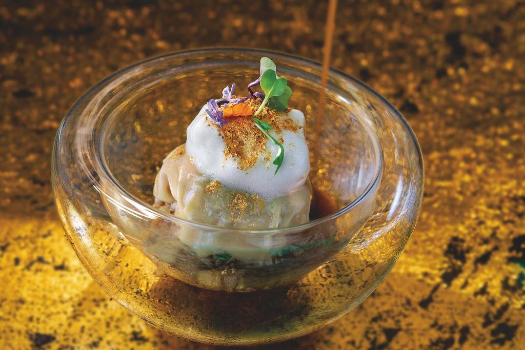 Raviolis de perdiz estofada con hongos y trufa