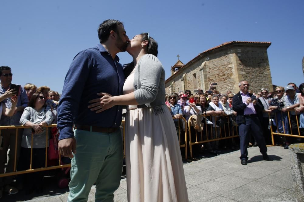 Fiestas del Puchero en Villalegre y rito del beso en la Ermita de la Luz.
