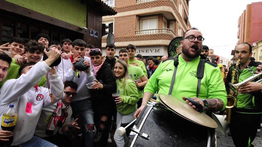 Tardeo de charangas en Benavente