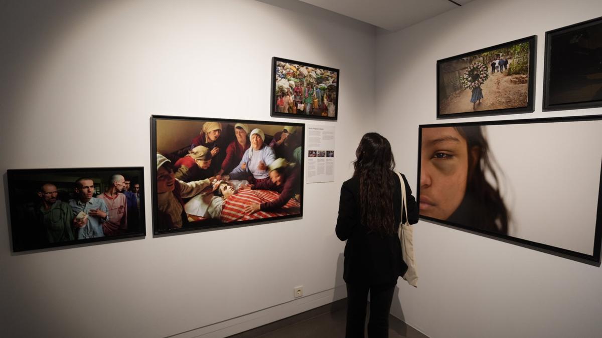 Visita a la muestra 'Creadores de conciencia'.