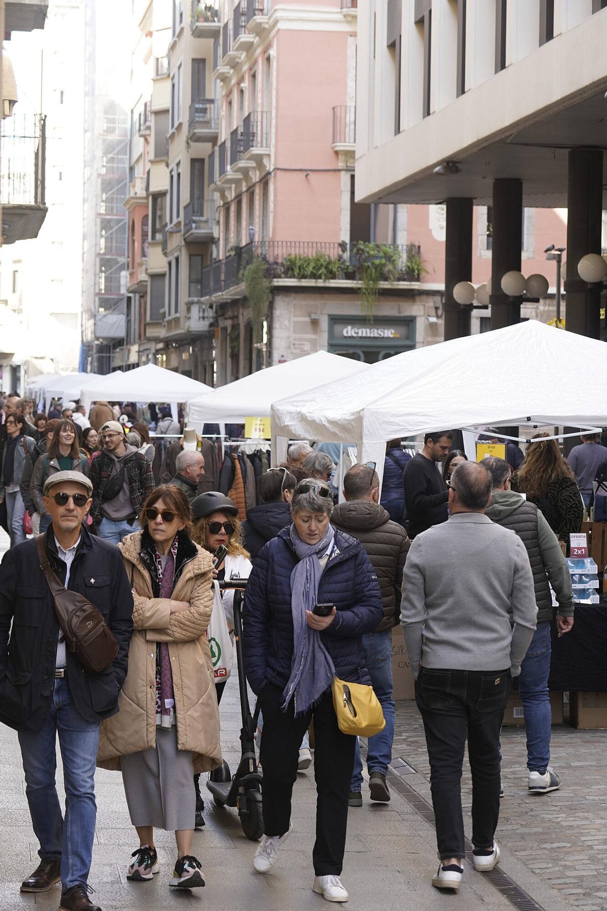Les imatges de la botiga al carrer de Girona