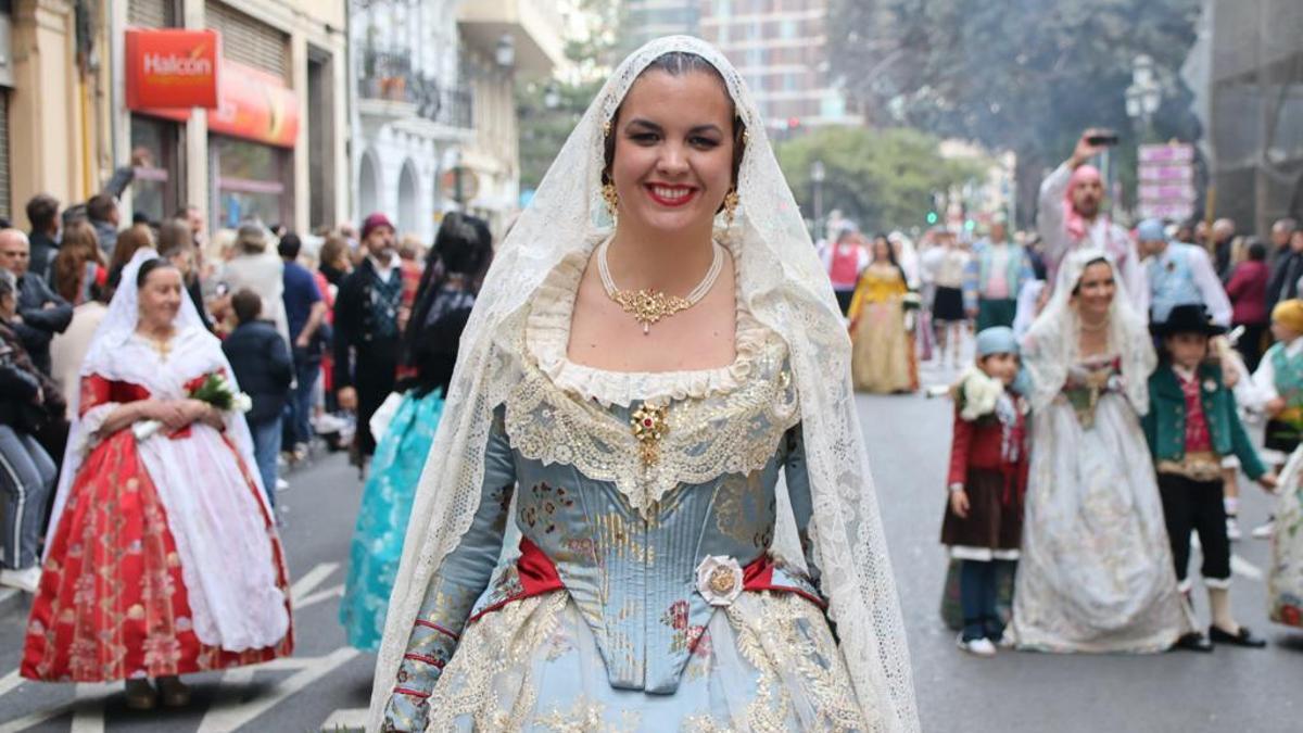 La vicealcaldesa Sandra Gómez participó en la Ofrenda.