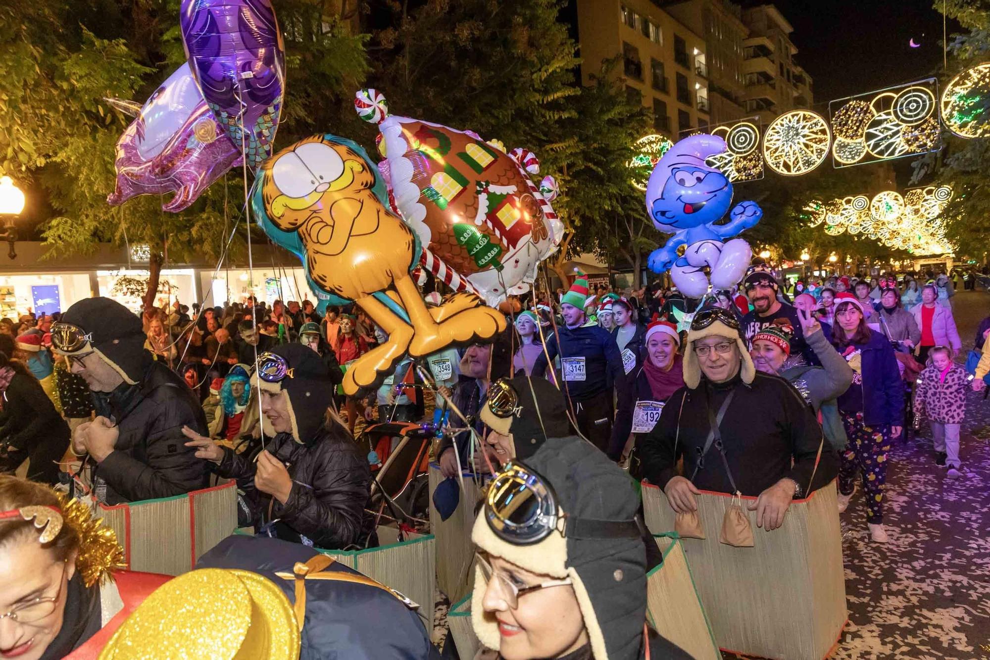 La San Silvestre de Alicante llena de colorido la ciudad