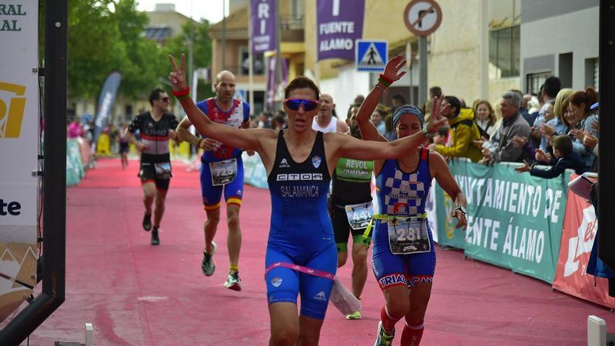 Llegada del triatlón de Fuente Álamo (I)