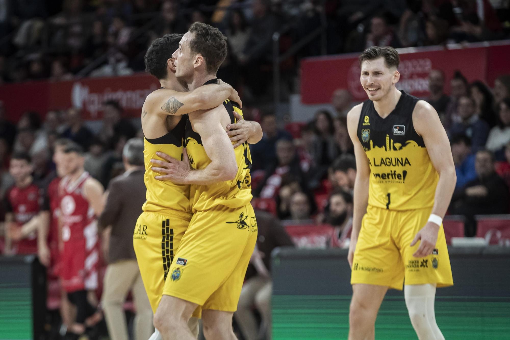 Zaragoza - La Laguna Tenerife