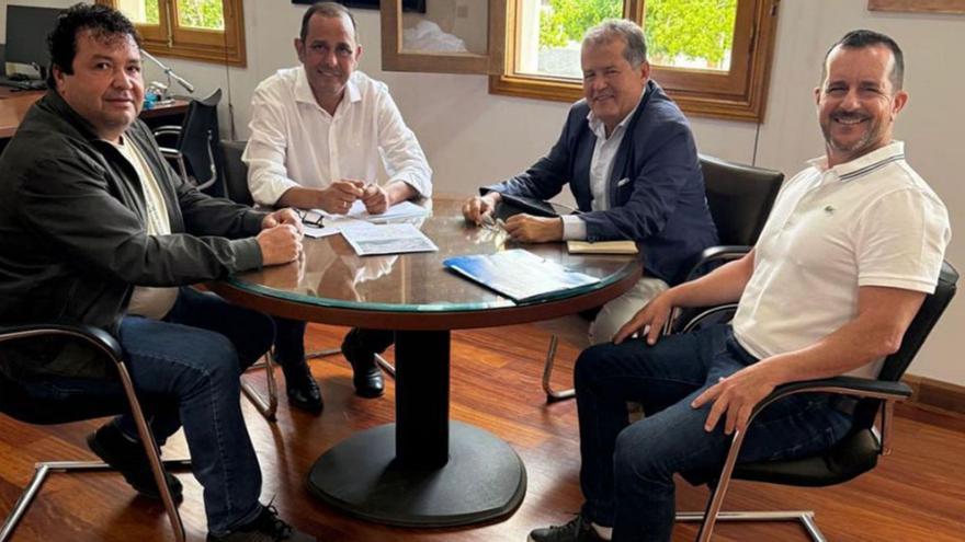 Pájara afea a Blas Acosta que se entrometa en sus temas urbanísticos