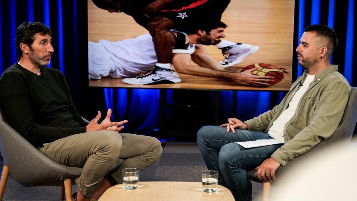 Álex Mumbrú visitó la redacción del diario SPORT