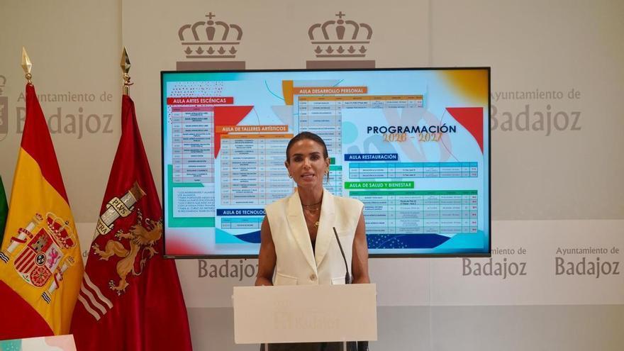 De pilotaje de drones a 'yogalates': la Universidad Popular de Badajoz abre su plazo de inscripción para 50 cursos