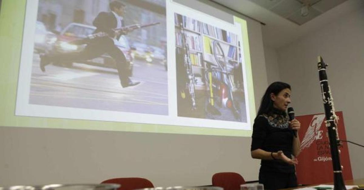 Ana María Pérez, durante su conferencia.