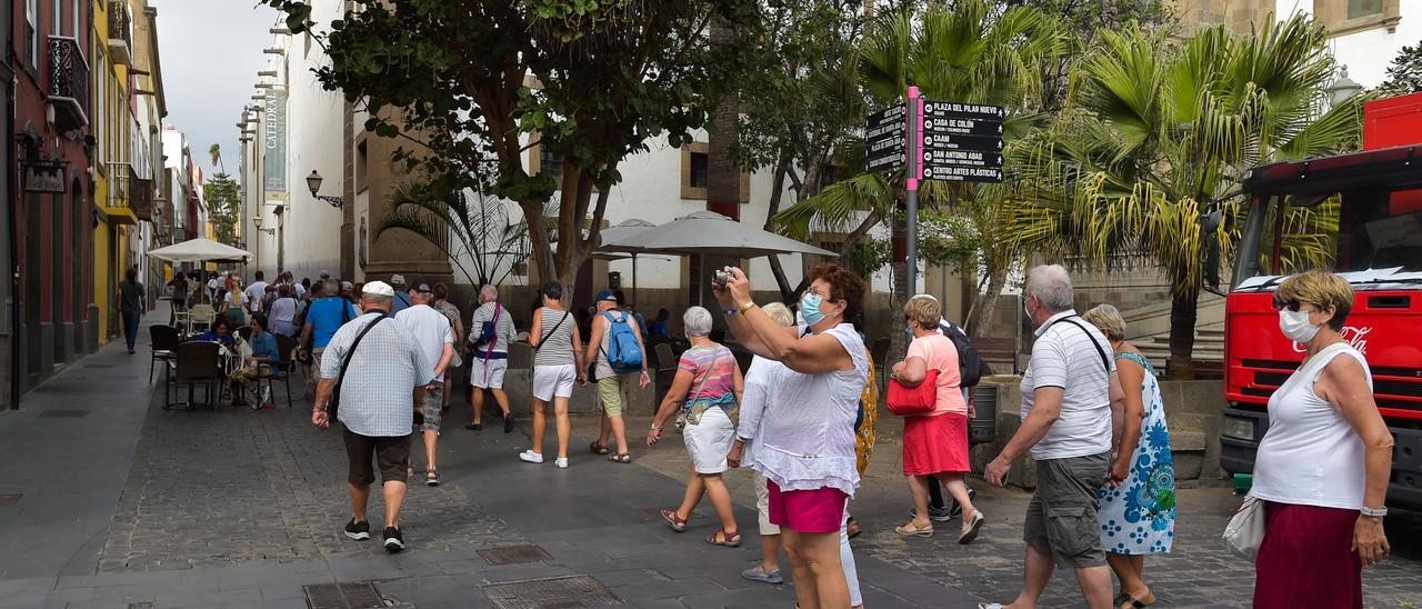 Turistas en Vegueta