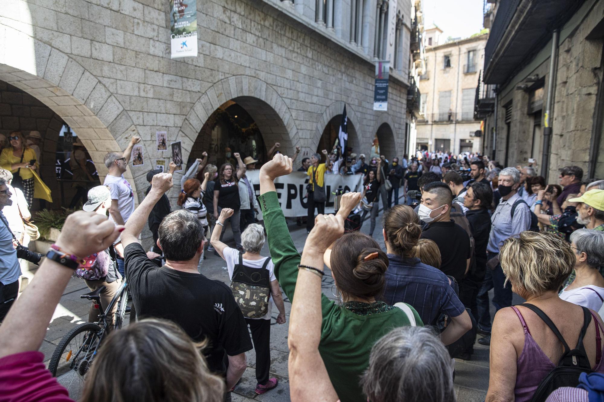 Protesta contra la monarquia i la Fundació Princesa de Girona