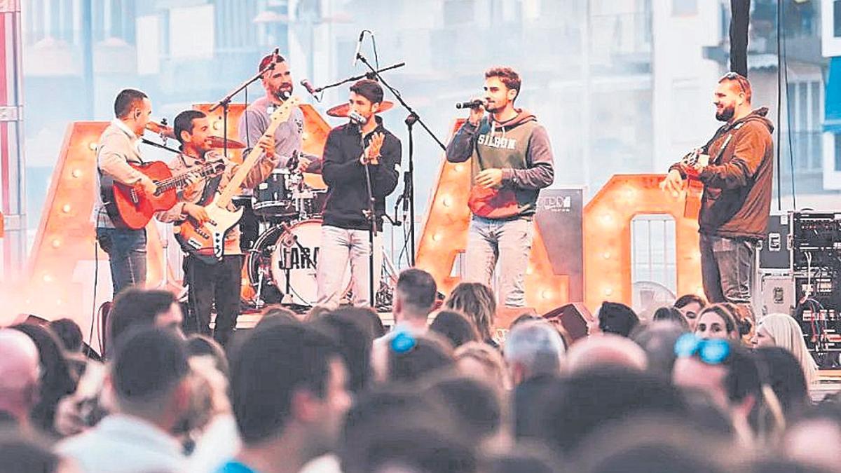 La música en directo y la animación tomarán el puerto de Burriana con motivo de la segunda edición del Sarao Fest.