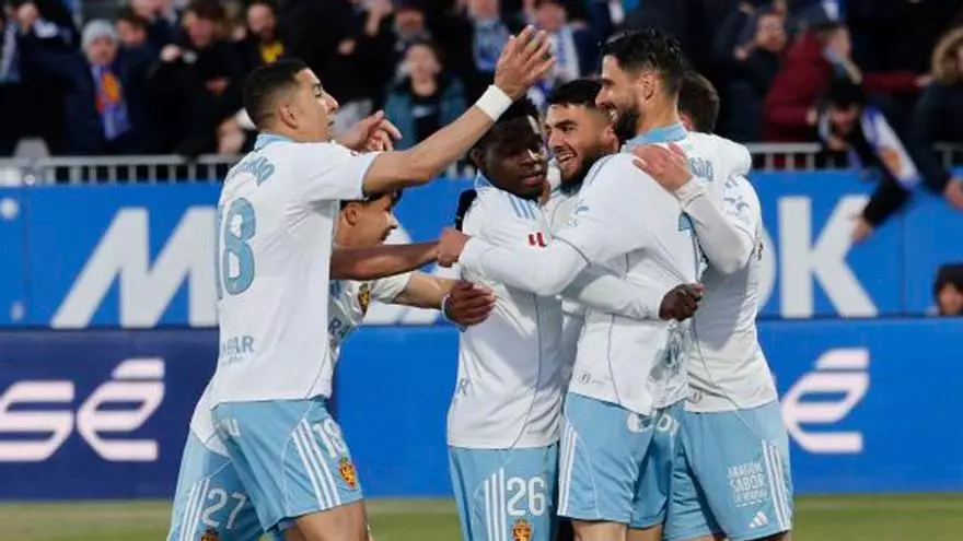 Resumen, goles y highlights del Real Zaragoza 2 - 0 Racing Club de la jornada 32 de LaLiga Hypermotion