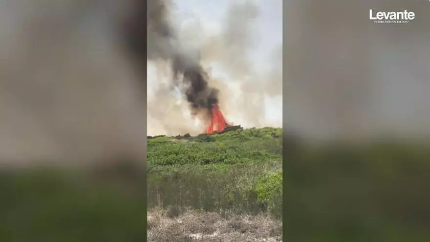 Así han sido los primeros minutos del incendio de El Saler
