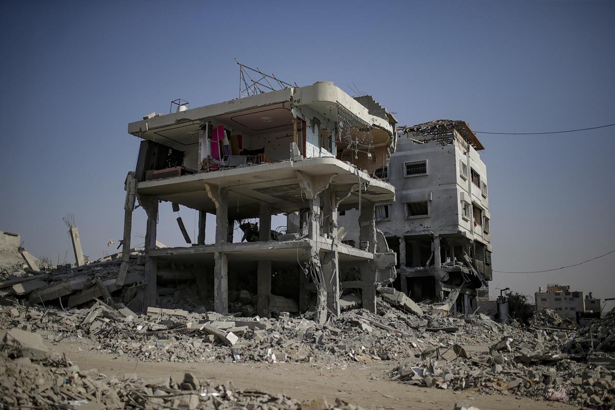 Israel reprèn l’alto el foc a Gaza després de matar més de 100 palestins Israel reprèn l’alto el foc a Gaza després de matar més de 100 palestins