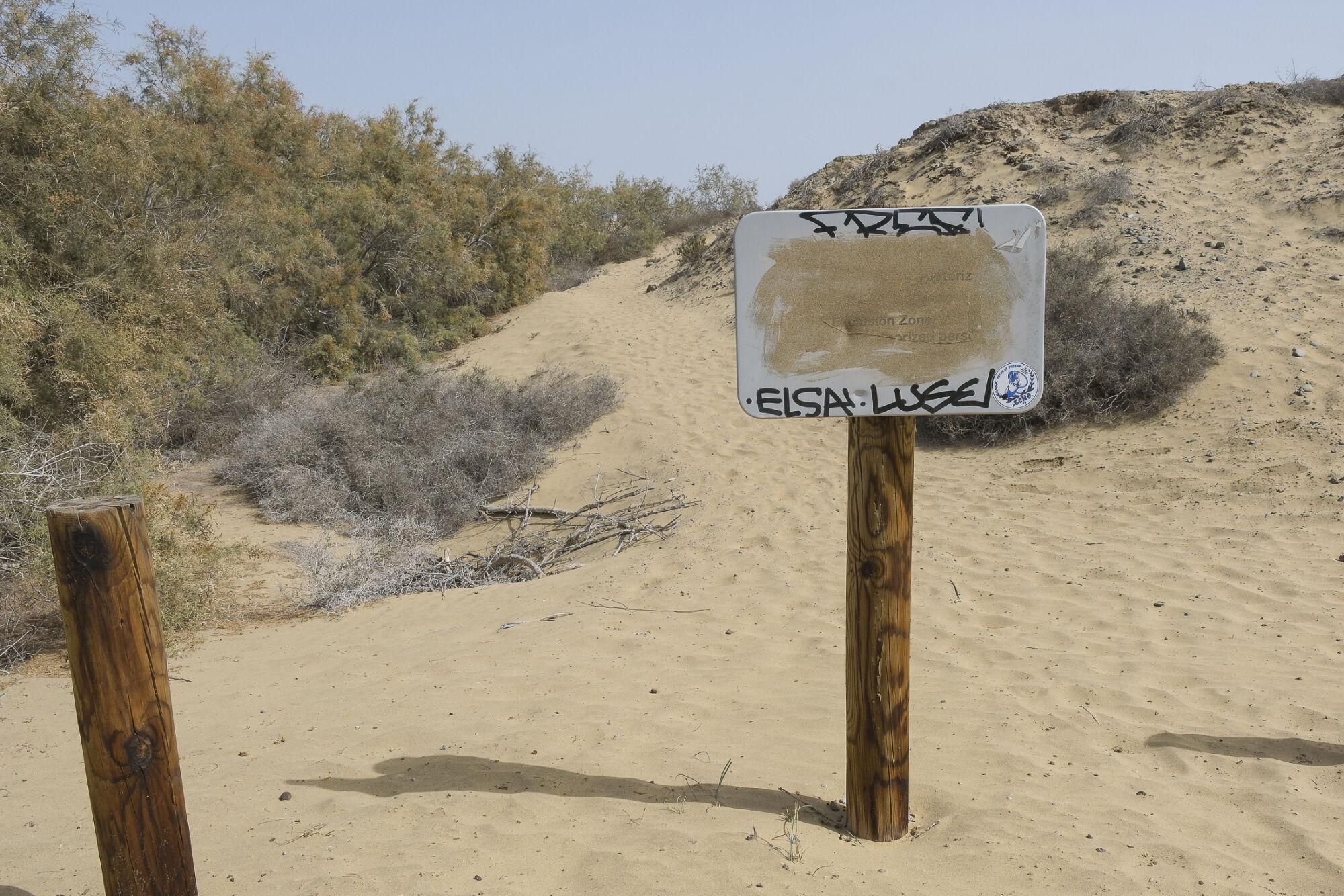 La Guardia Civil y el Cabildo controlan los accesos a las Dunas de Maspalomas