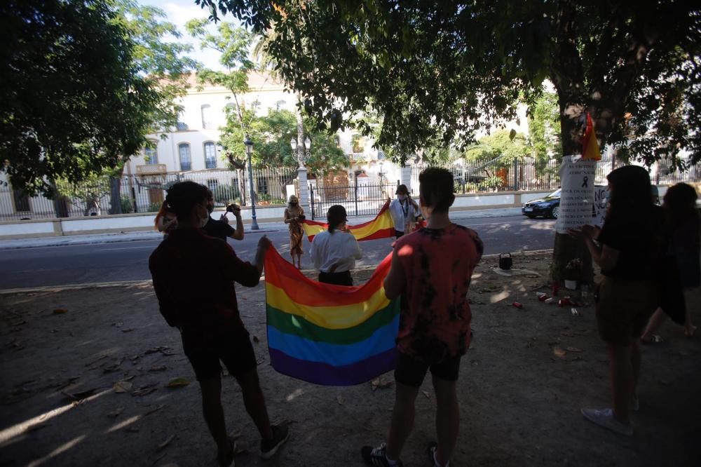 Reivindicación LGTB+ frente al cuartel de San Juan