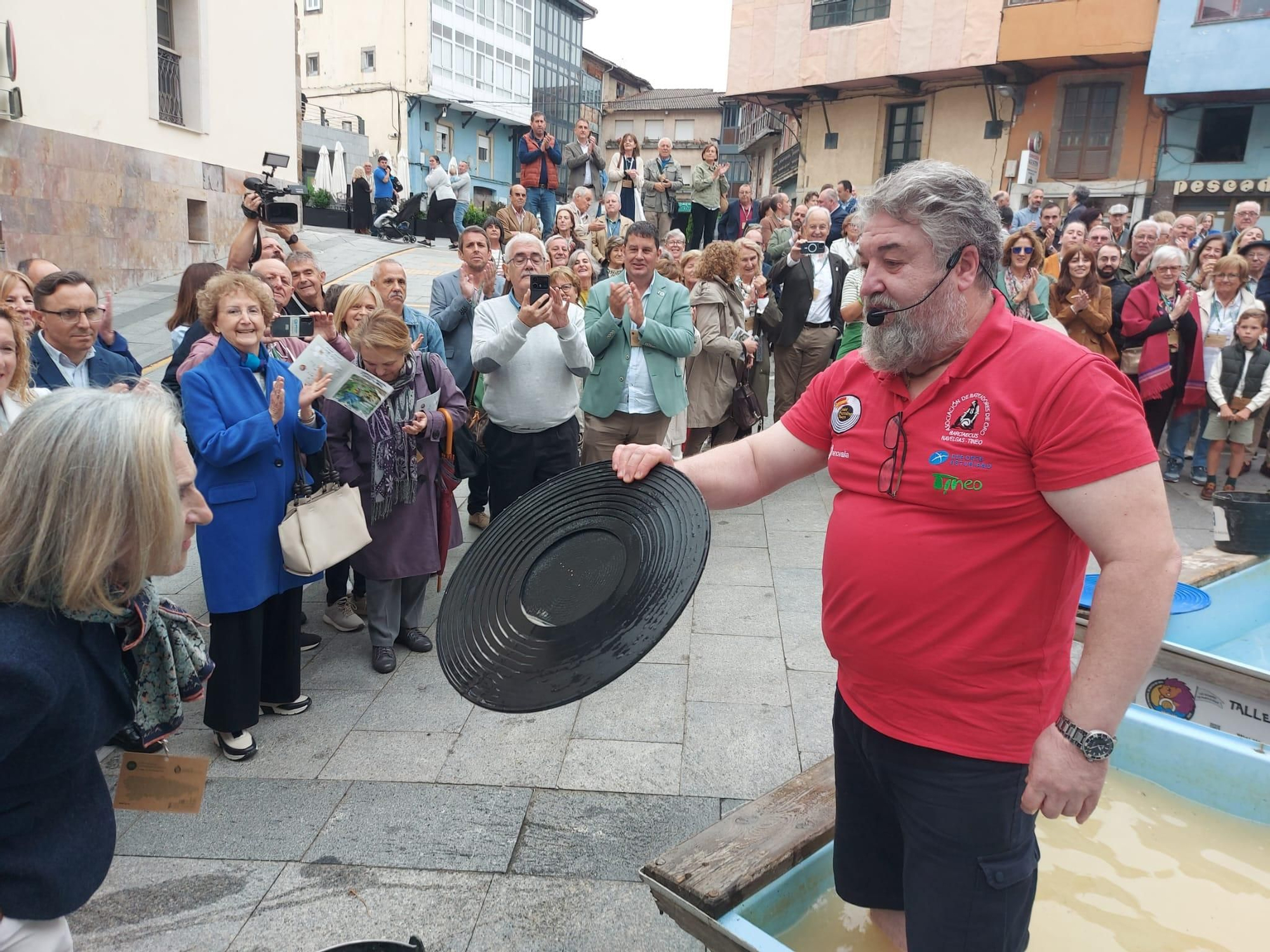En imágenes: Así fue el XIV Encuentro de Pueblos Ejemplares, que se celebró en Tineo