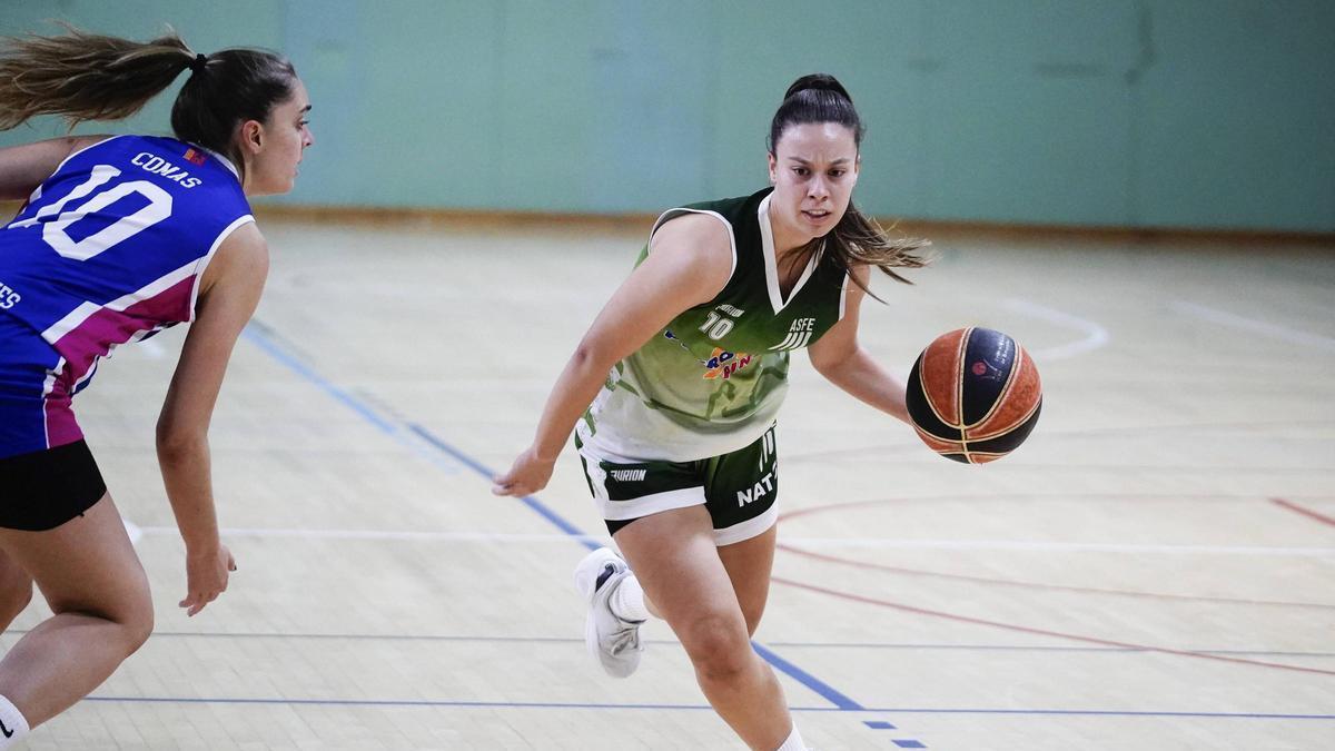 Maria López va ser la jugdora més destacada amb 13 punts