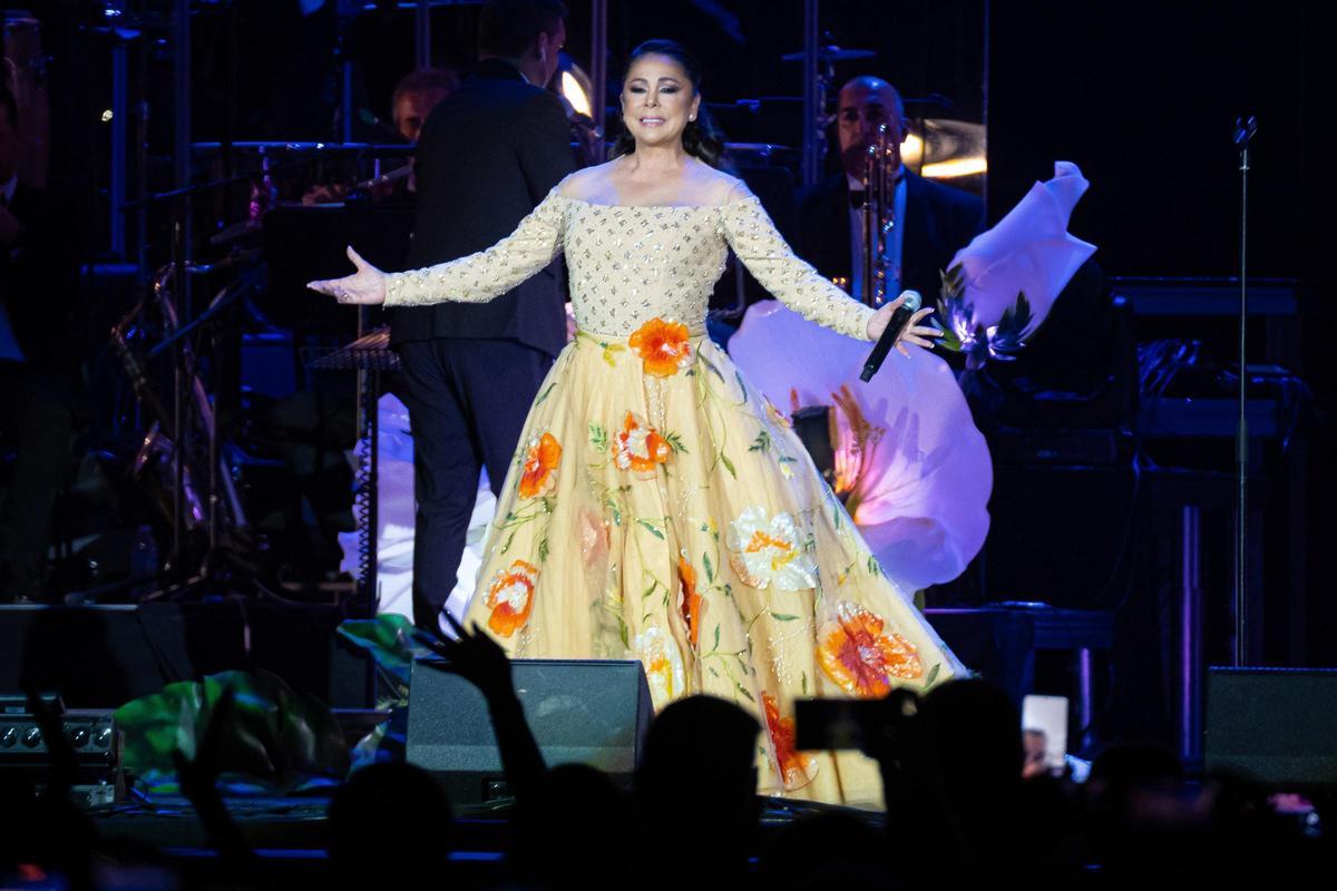 Isabel Pantoja, en concierto.